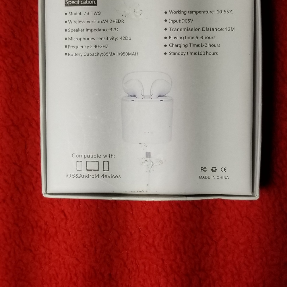 WIRELESS earbuds - Picture 2 of 2
